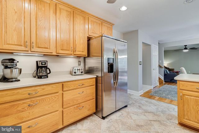 6302 PANDA CT, Waldorf, MD 20603