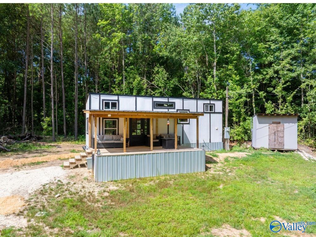 140 County Road 630, Mentone, AL 35984