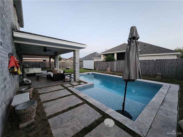 2821 Grayson Avenue, Mcallen, TX 78504