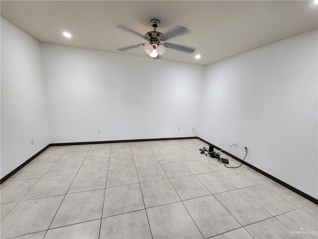 2821 Grayson Avenue, Mcallen, TX 78504
