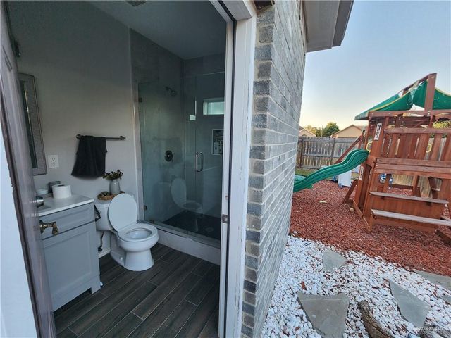 2821 Grayson Avenue, Mcallen, TX 78504