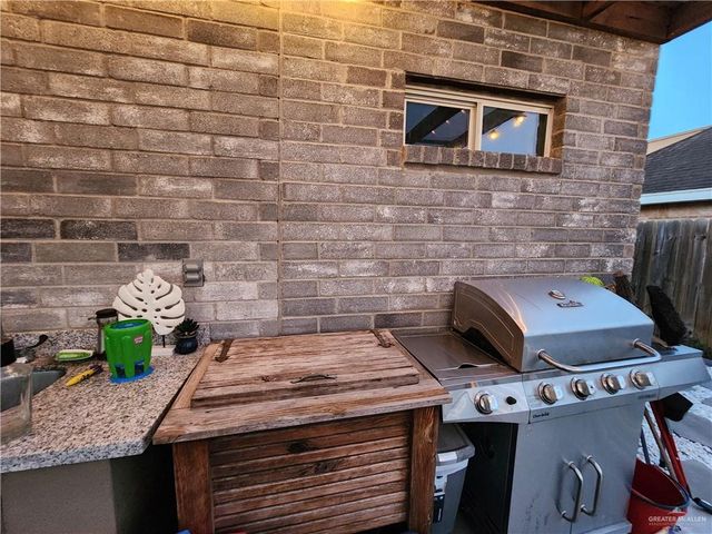 2821 Grayson Avenue, Mcallen, TX 78504