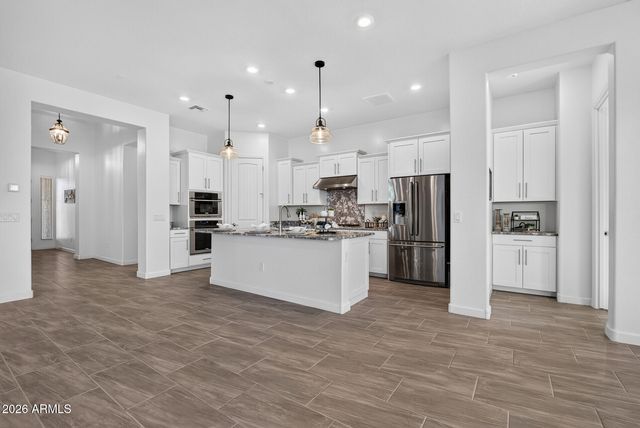 20652 W CLEARSTREAM Drive, Buckeye, AZ 85396