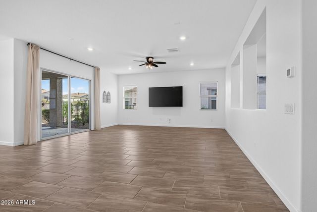 20652 W CLEARSTREAM Drive, Buckeye, AZ 85396
