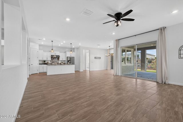 20652 W CLEARSTREAM Drive, Buckeye, AZ 85396
