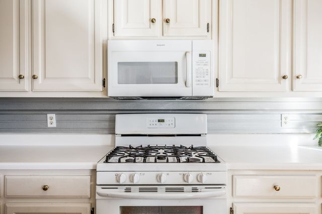 415 Woodlands Dr, Gallatin, TN 37066