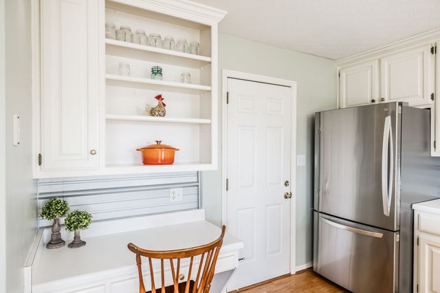 415 Woodlands Dr, Gallatin, TN 37066