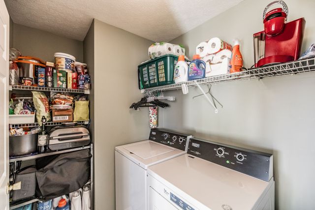 415 Woodlands Dr, Gallatin, TN 37066