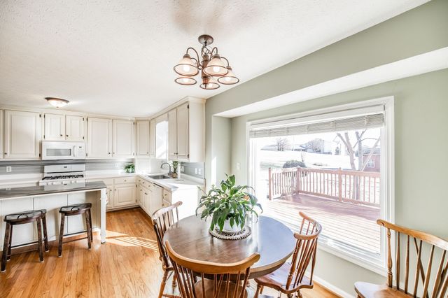 415 Woodlands Dr, Gallatin, TN 37066