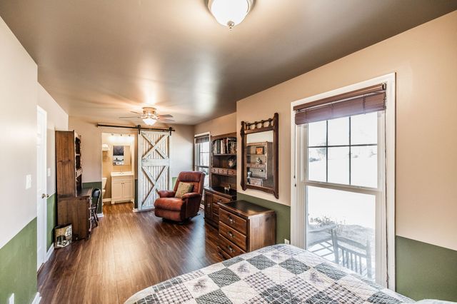 415 Woodlands Dr, Gallatin, TN 37066