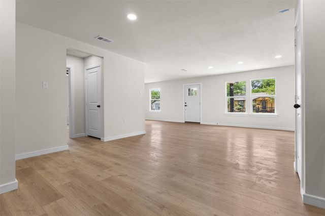 4955 Vinetta Drive, Fort Worth, TX 76119