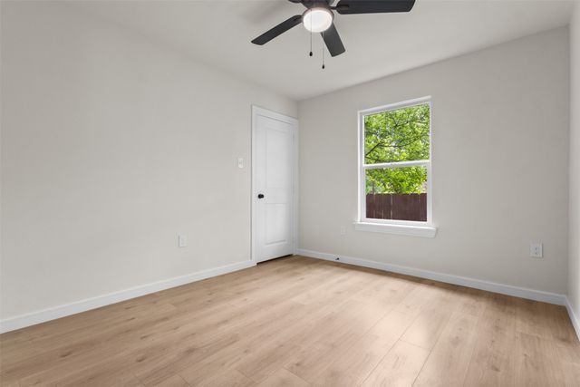 4955 Vinetta Drive, Fort Worth, TX 76119