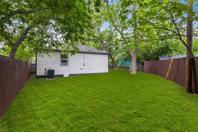 4955 Vinetta Drive, Fort Worth, TX 76119