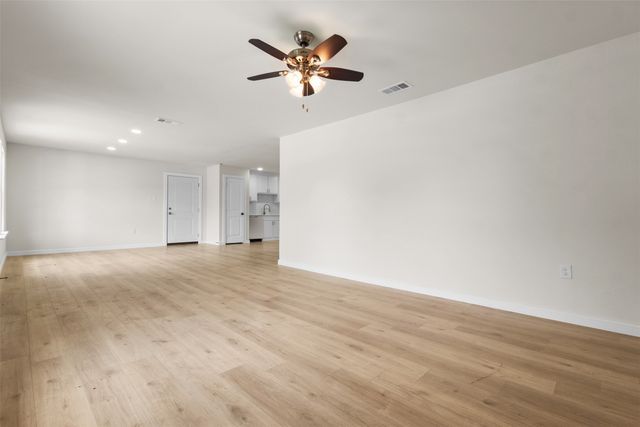 4955 Vinetta Drive, Fort Worth, TX 76119