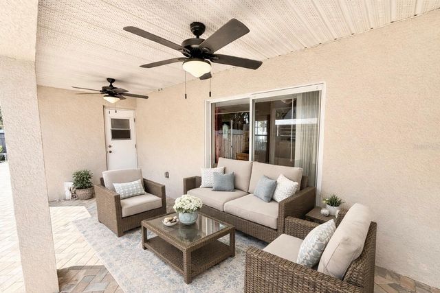 1220 MYRTLE AVENUE, St Cloud, FL 34771