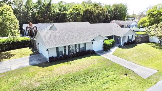 1220 MYRTLE AVENUE, St Cloud, FL 34771