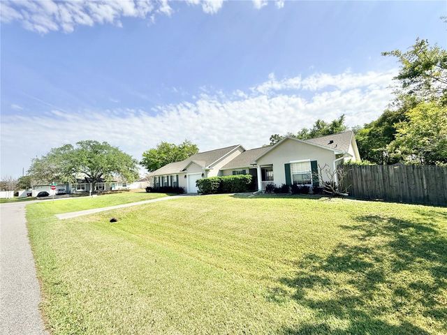 1220 MYRTLE AVENUE, St Cloud, FL 34771