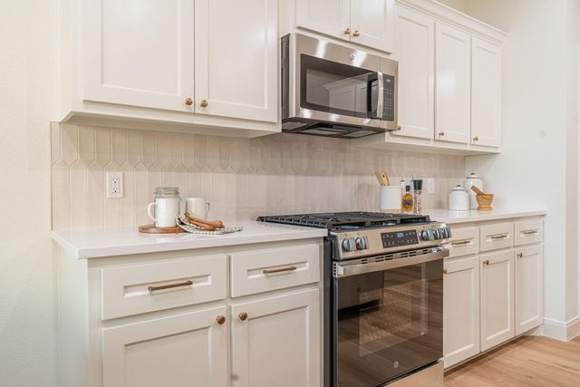 6907 14th Street, Lubbock, TX 79416