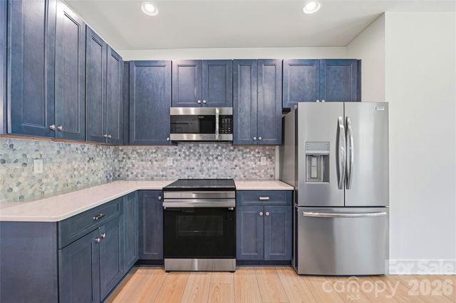 97 Spence Drive, Hendersonville, NC 28739