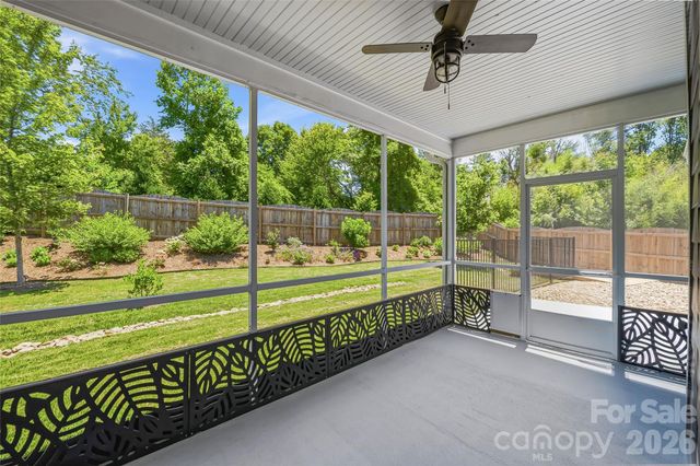 97 Spence Drive, Hendersonville, NC 28739