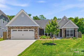 97 Spence Drive, Hendersonville, NC 28739