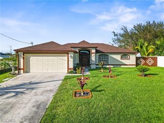 3508 12th ST SW, Lehigh Acres, FL 33976