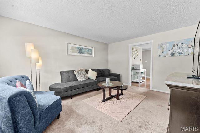 2153 Northern Limits Drive, Florissant, MO 63031