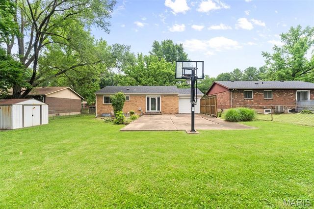 2153 Northern Limits Drive, Florissant, MO 63031