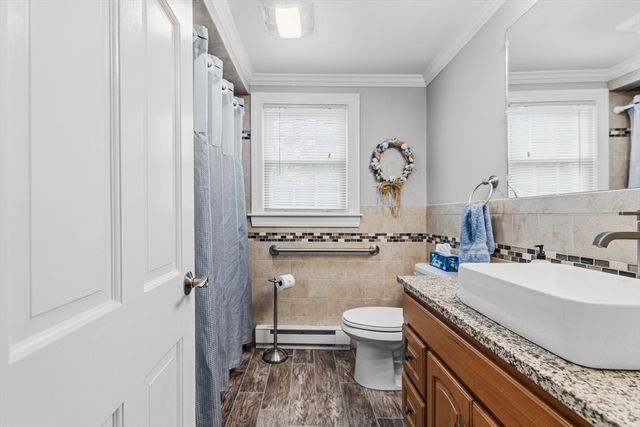 25 Pamden Ln, Seekonk, MA 02771
