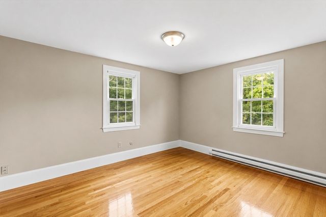 25 Pamden Ln, Seekonk, MA 02771
