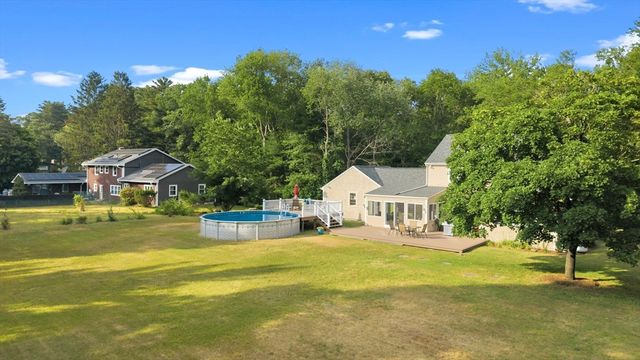 25 Pamden Ln, Seekonk, MA 02771