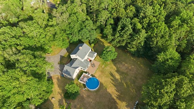 25 Pamden Ln, Seekonk, MA 02771