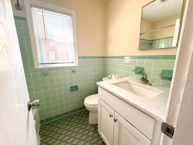639 Windermere Boulevard B, Charleston, SC 29407