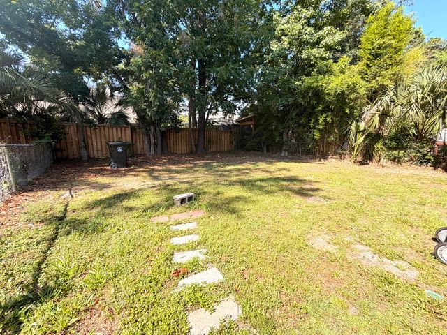 639 Windermere Boulevard B, Charleston, SC 29407