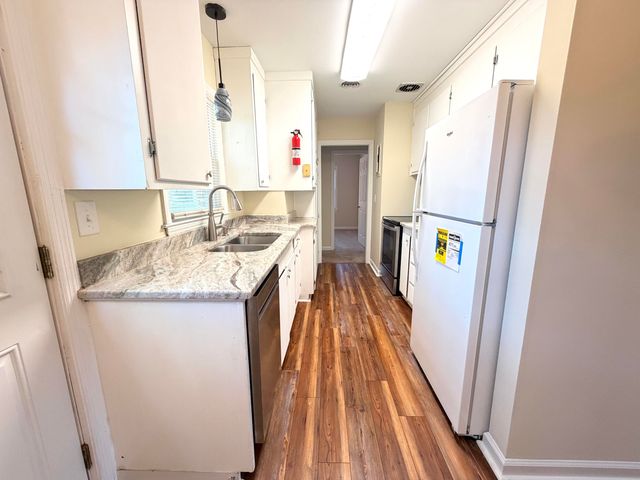 639 Windermere Boulevard B, Charleston, SC 29407