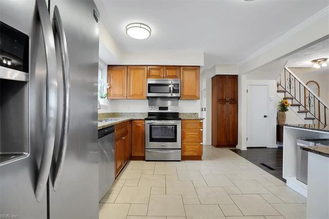 3912 Rumford Ln, Virginia Beach, VA 23452