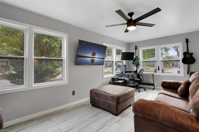 3912 Rumford Ln, Virginia Beach, VA 23452