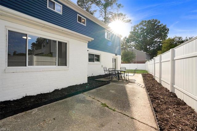 3912 Rumford Ln, Virginia Beach, VA 23452