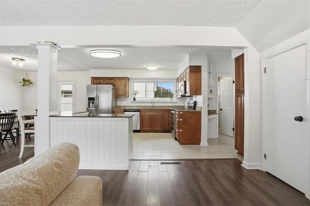 3912 Rumford Ln, Virginia Beach, VA 23452