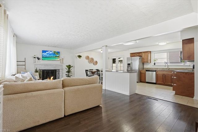 3912 Rumford Ln, Virginia Beach, VA 23452