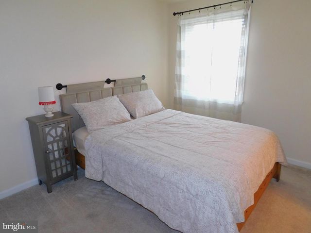 142 MANSFIELD ST, Fredericksburg, VA 22408