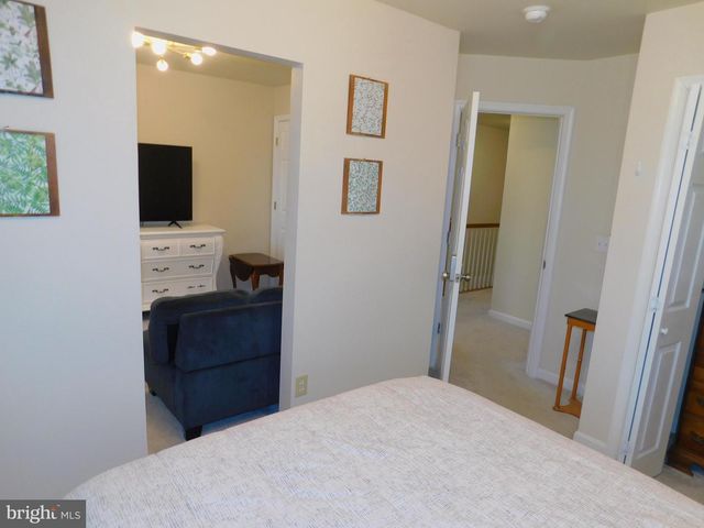 142 MANSFIELD ST, Fredericksburg, VA 22408