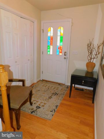 142 MANSFIELD ST, Fredericksburg, VA 22408
