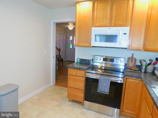 142 MANSFIELD ST, Fredericksburg, VA 22408