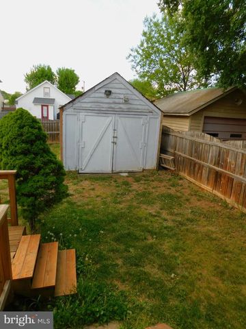 142 MANSFIELD ST, Fredericksburg, VA 22408