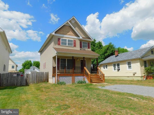 142 MANSFIELD ST, Fredericksburg, VA 22408