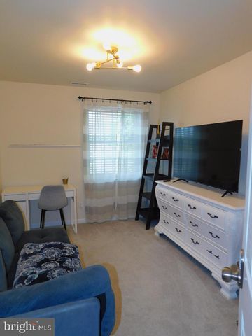 142 MANSFIELD ST, Fredericksburg, VA 22408
