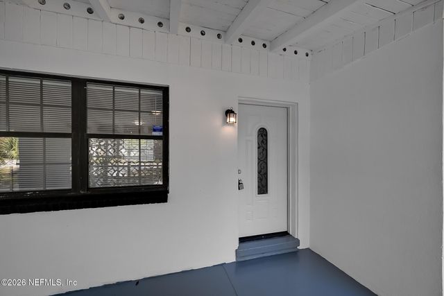 1111 UNDERHILL Drive, Jacksonville, FL 32211