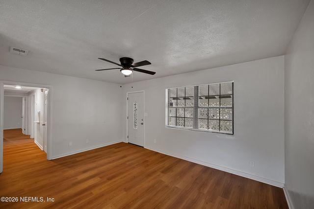 1111 UNDERHILL Drive, Jacksonville, FL 32211