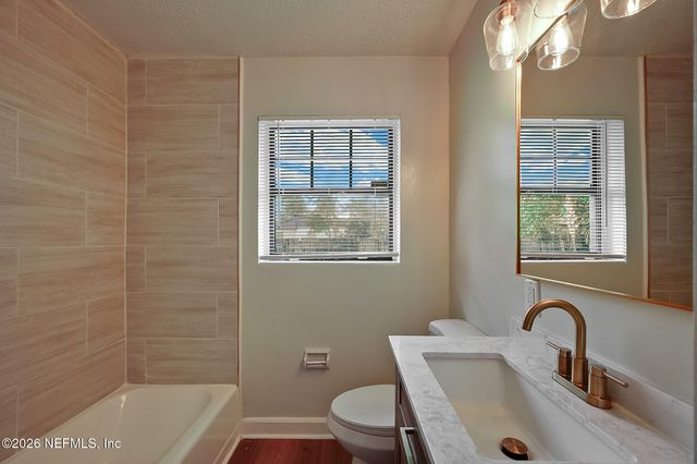 1111 UNDERHILL Drive, Jacksonville, FL 32211